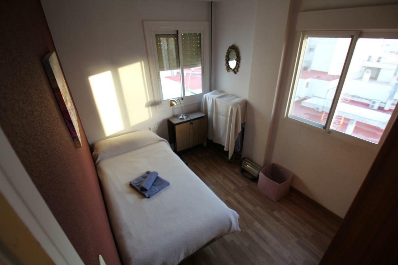 4 Bedrooms -Seneca Center Apartment Alicante Bagian luar foto